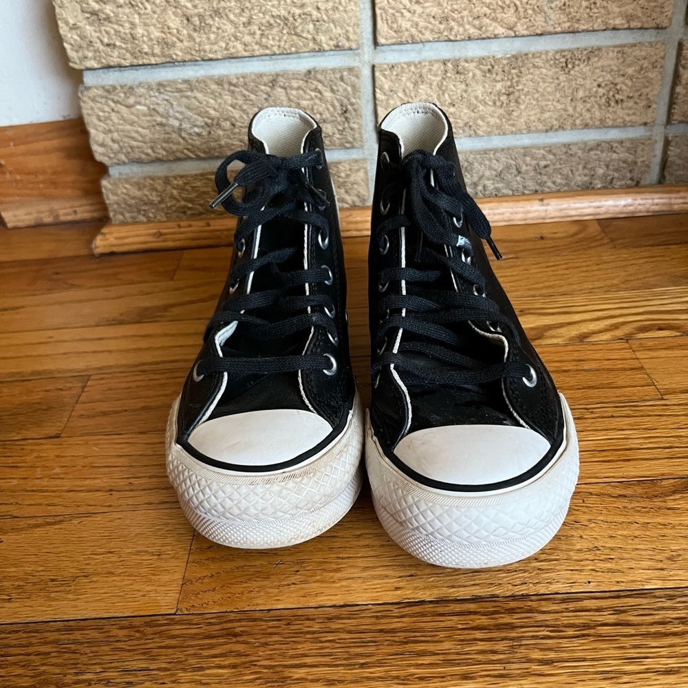 Converse Classic Black and White High-Tops - Picture 3 of 4
